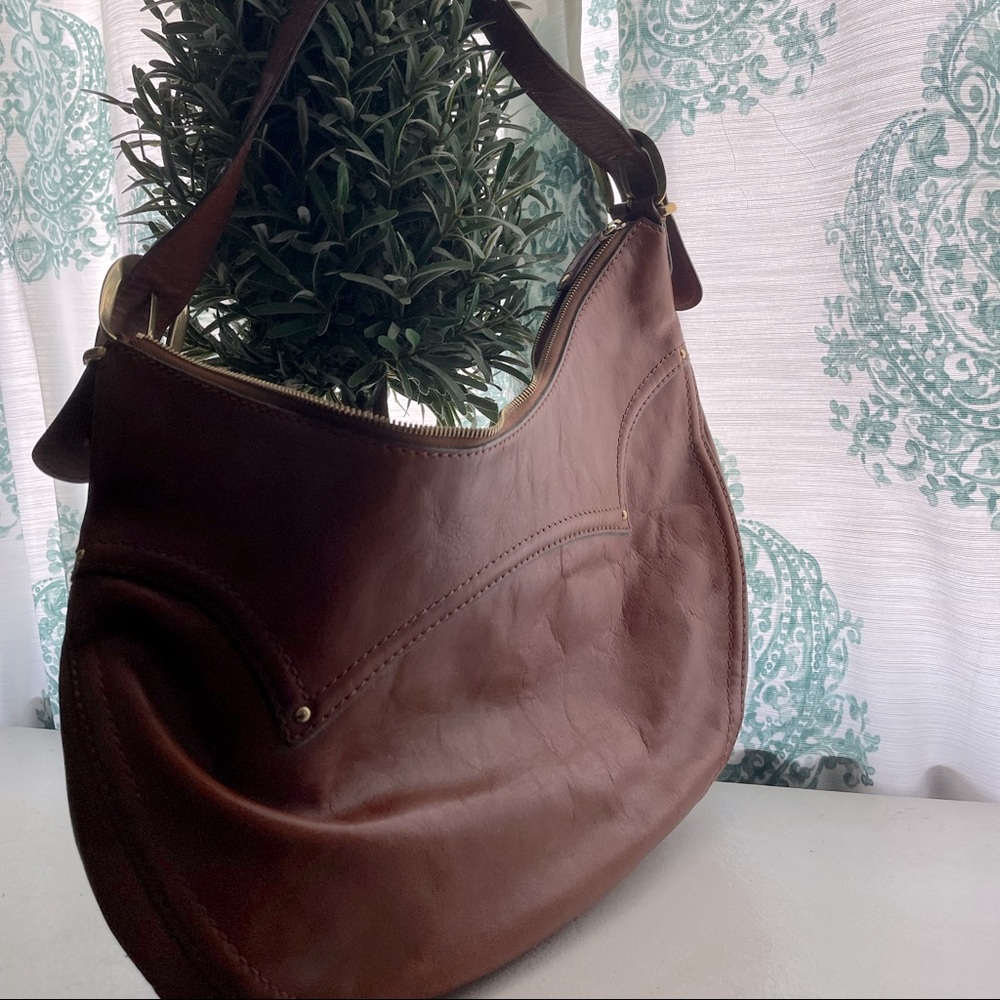 Beautiful leather Michael Kors Hobo